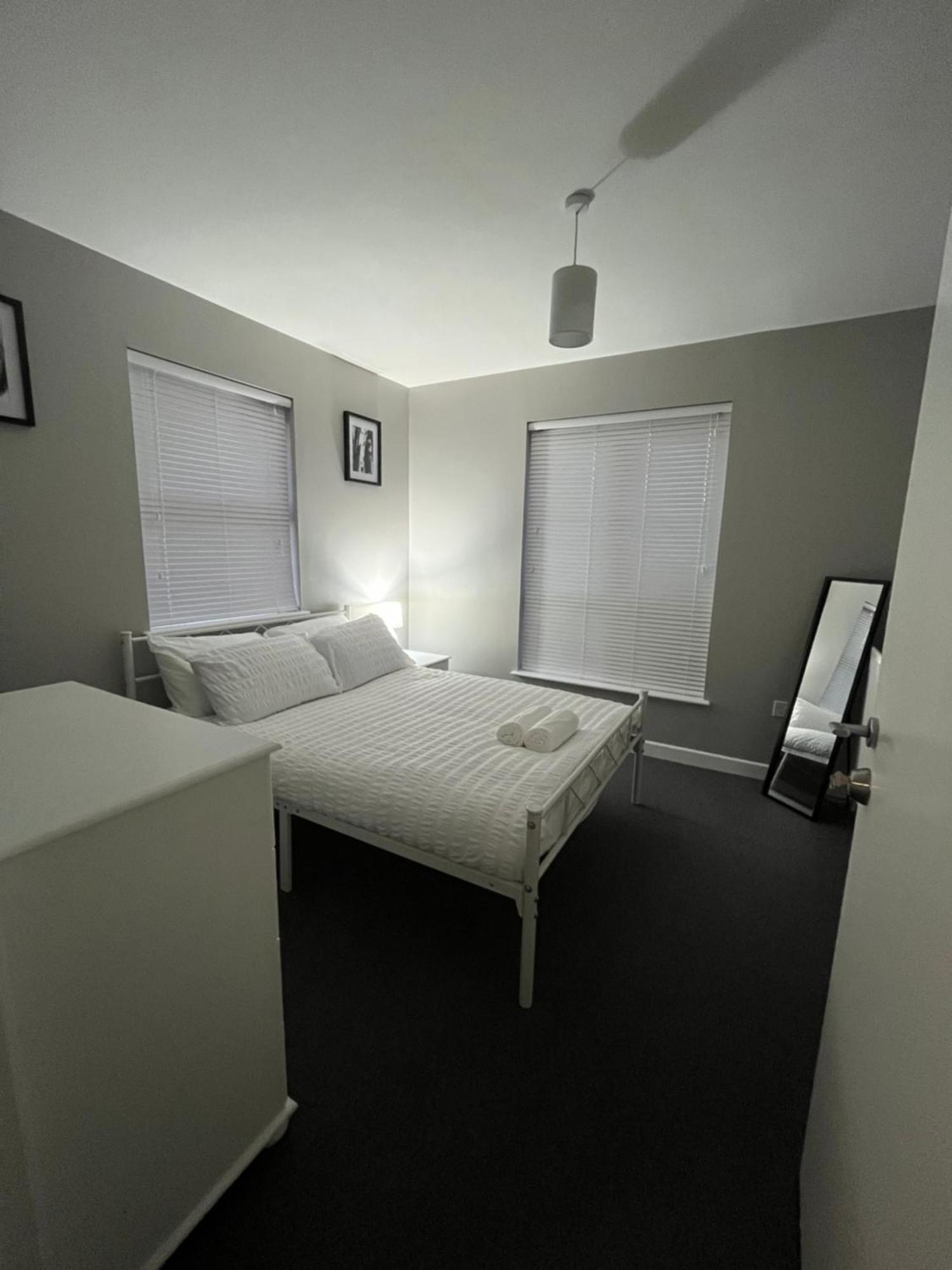 2 Bedroom Ground Floor Apartment Belfast Exterior photo